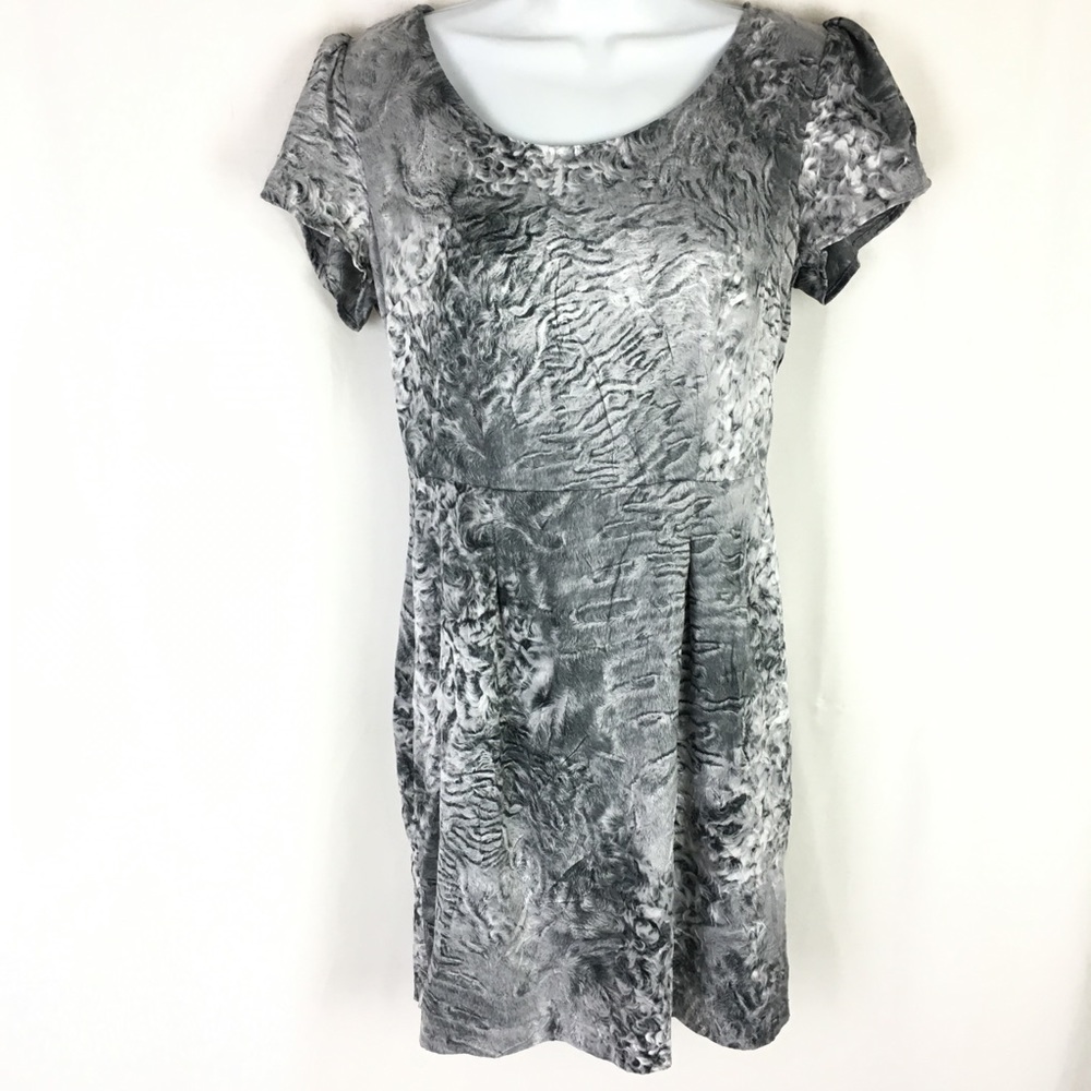 Silence Noise Dress Size 4 Gray Animal Print